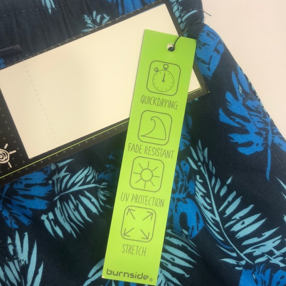 SwimTrunks NWT BOY M (10-12) mesh liner - Picture 5 of 9